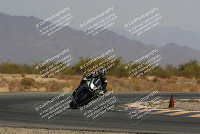 media/Apr-10-2022-SoCal Trackdays (Sun) [[f104b12566]]/Turn 15 (145pm)/